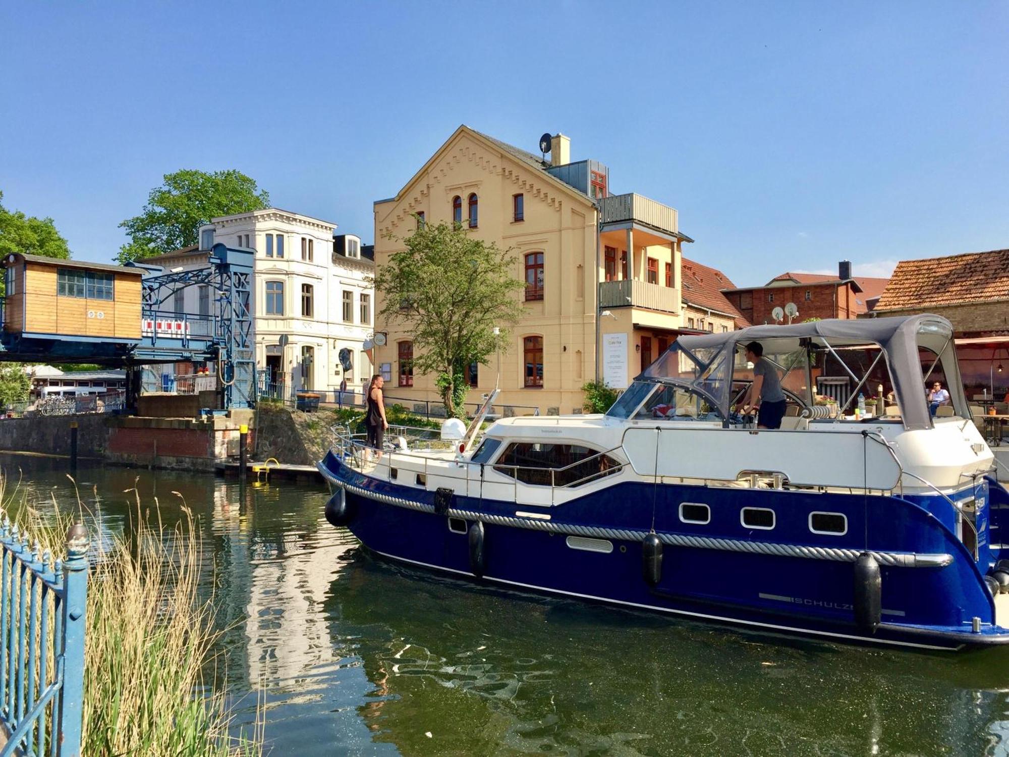 Venedig Und Amsterdam Villa Plau am See Exterior photo