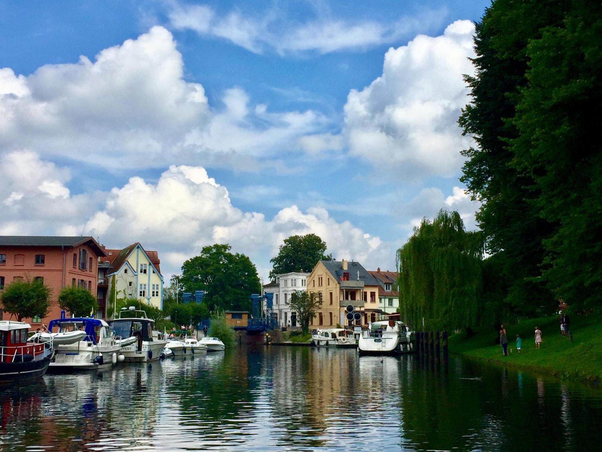 Venedig Und Amsterdam Villa Plau am See Exterior photo